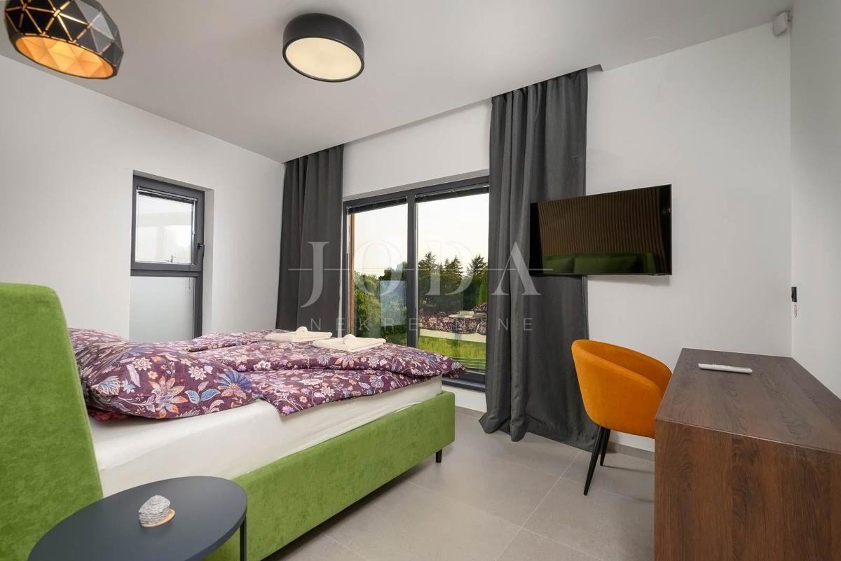 Hiša Svetvinčenat, 250m2