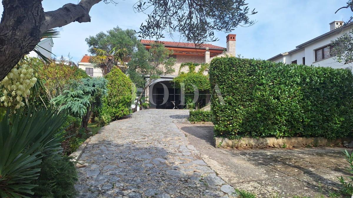 Hiša na izjemni lokaciji - mesto Krk