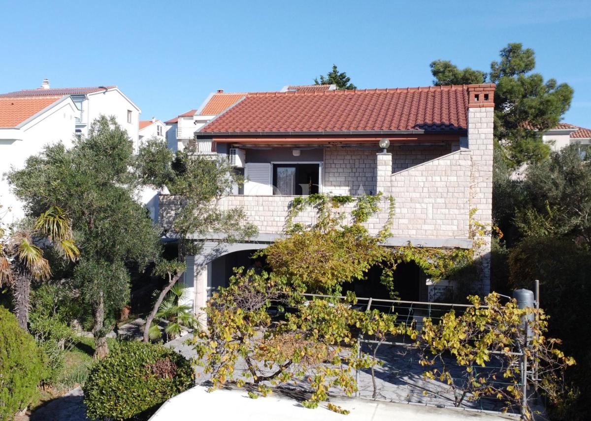 Hiša na izjemni lokaciji - mesto Krk