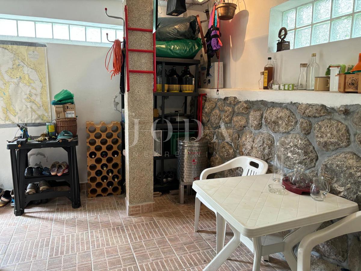 Hiša na izjemni lokaciji - mesto Krk