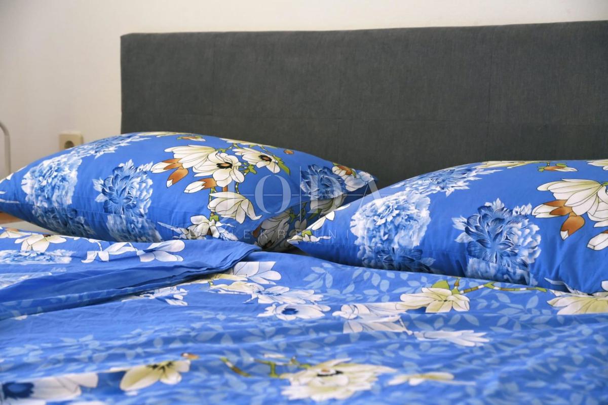 Otok Krk - Hiša z dvema apartmajema in bazenom