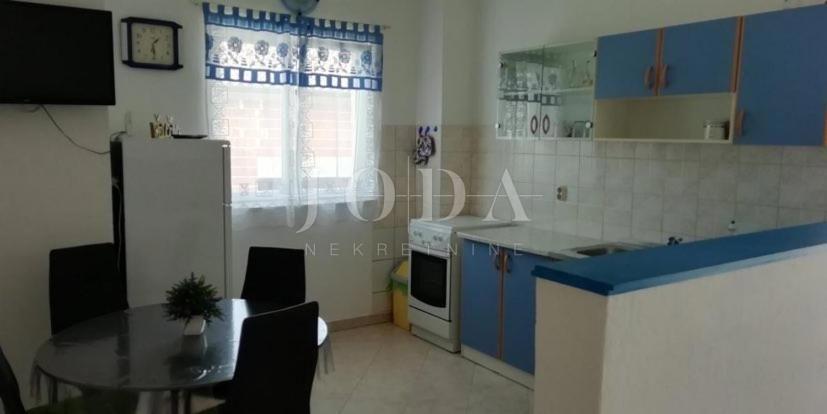 Hiša Labin, 350m2