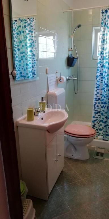 Hiša Labin, 350m2