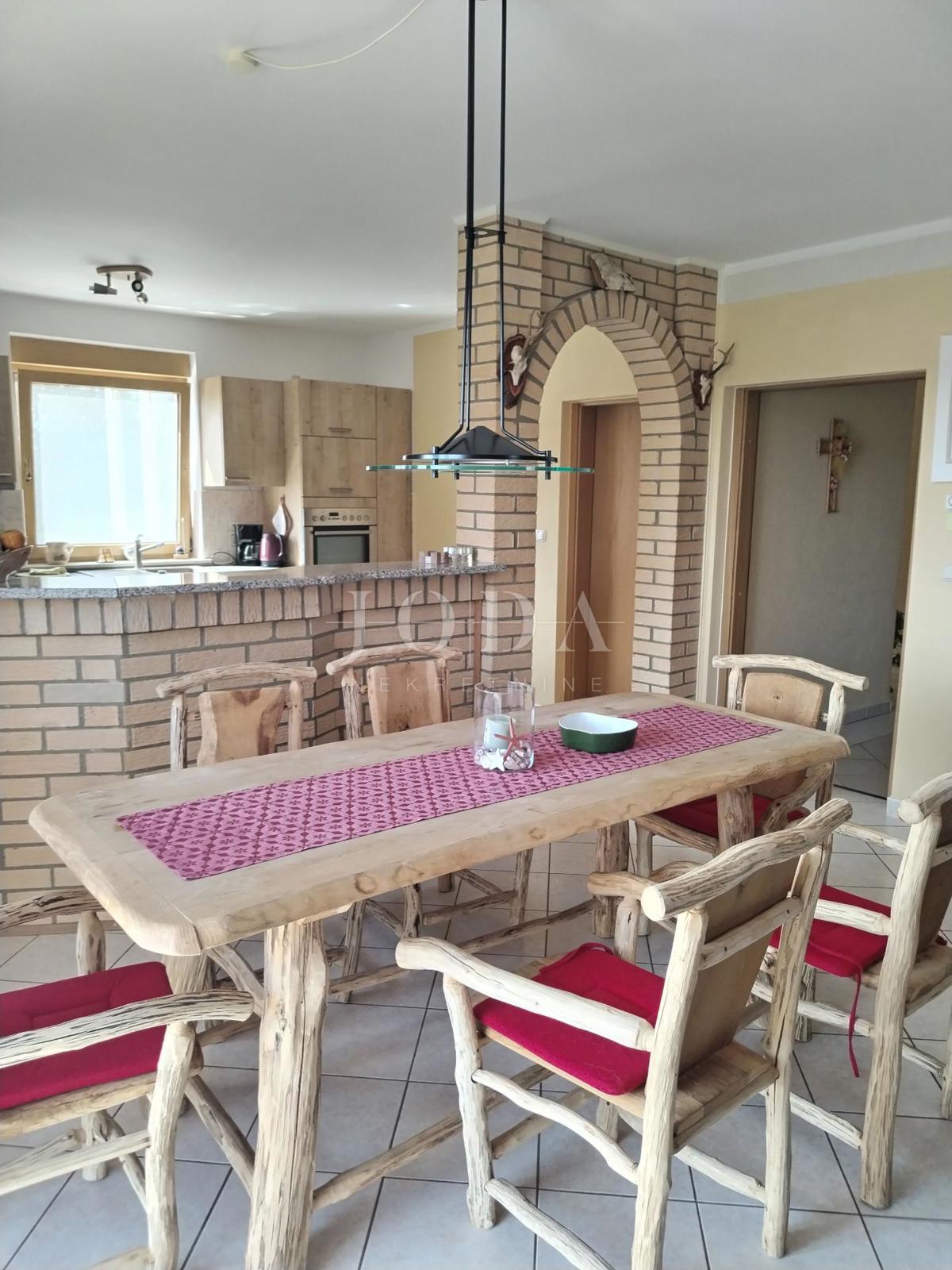 Stanovanje Labin, 120m2