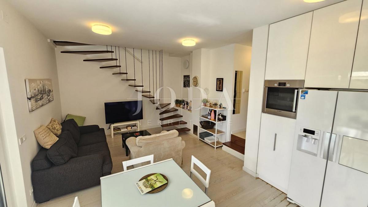 Moderna hiša Dramalj v bližini plaže
