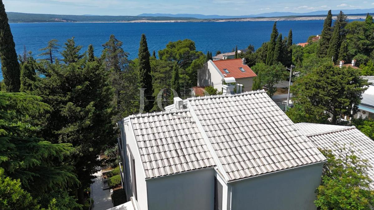 Moderna hiša Dramalj v bližini plaže