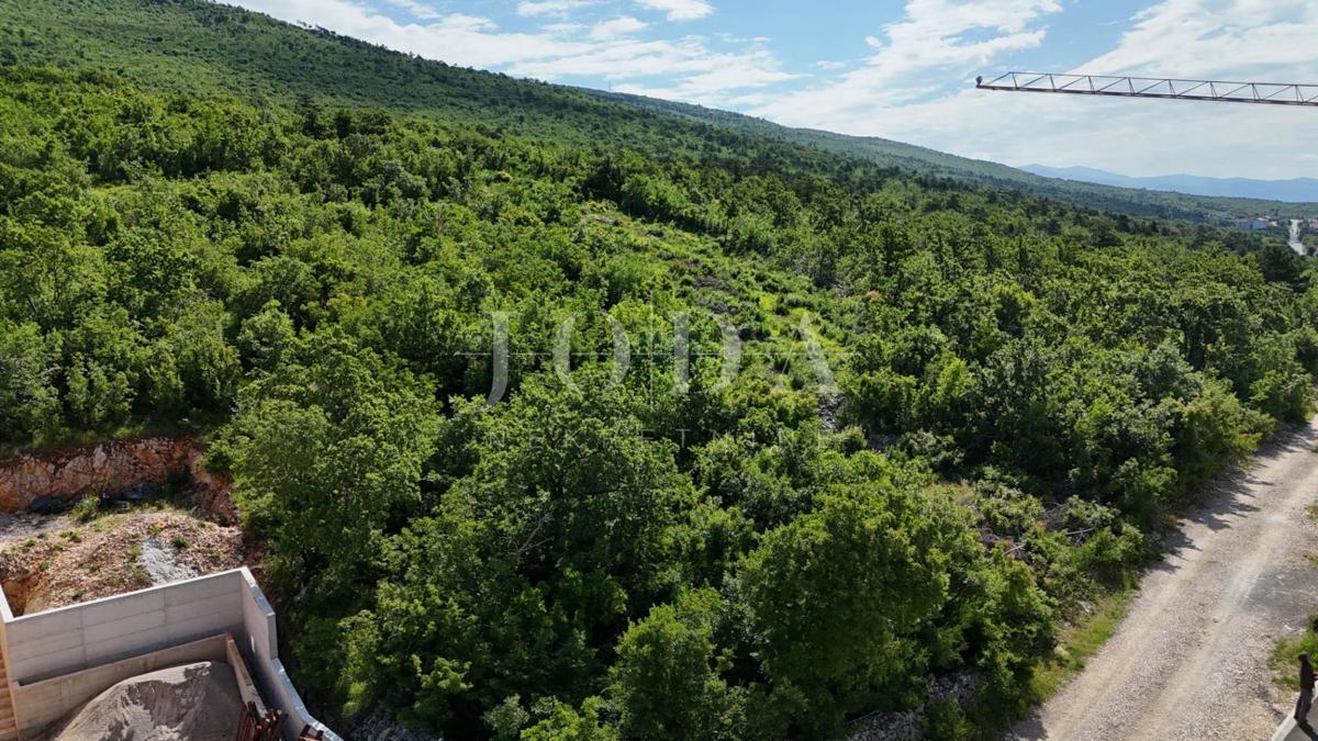 Zemljišče Crikvenica, 1.083m2
