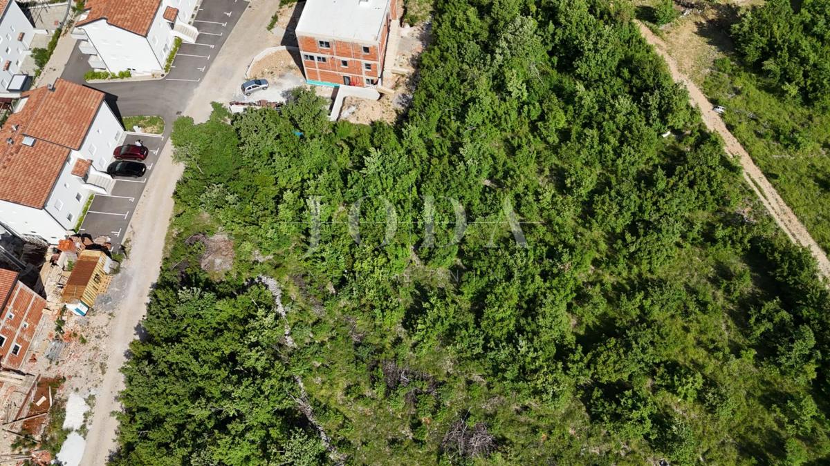 Zemljišče Crikvenica, 1.083m2