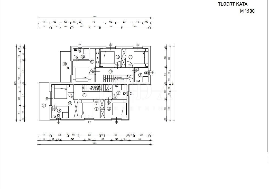 Novogradnja z bazenom in pogledom na morje