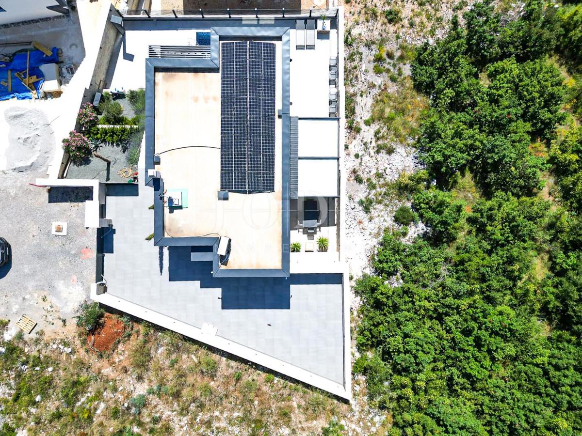 Hiša Jadranovo, Crikvenica, 333m2