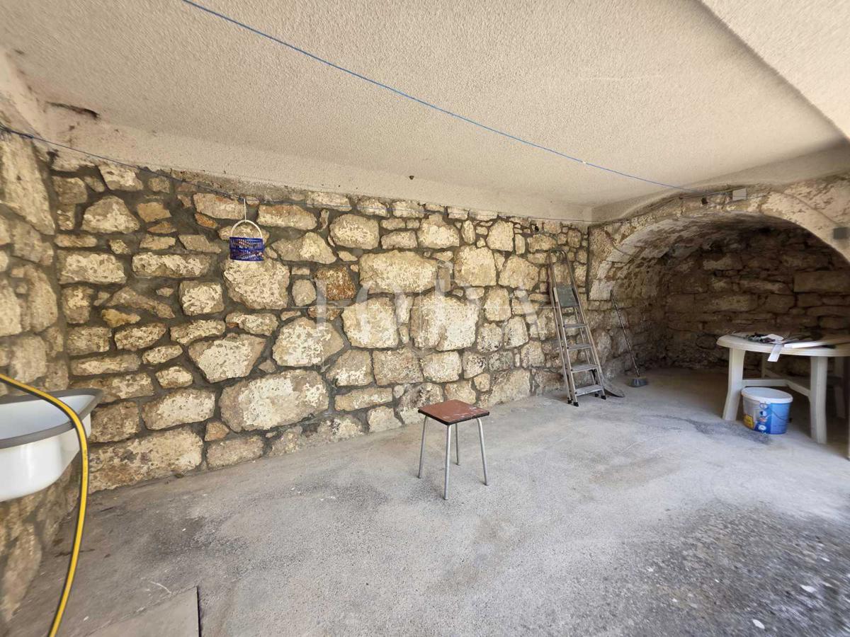 Crikvenica – Obnovljena hiša z razgledom na morje v mirnem zaledju