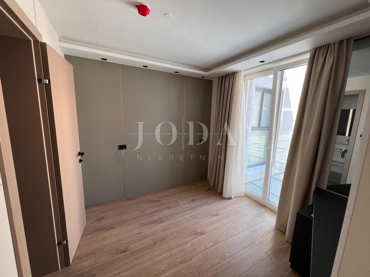 Apartma 4