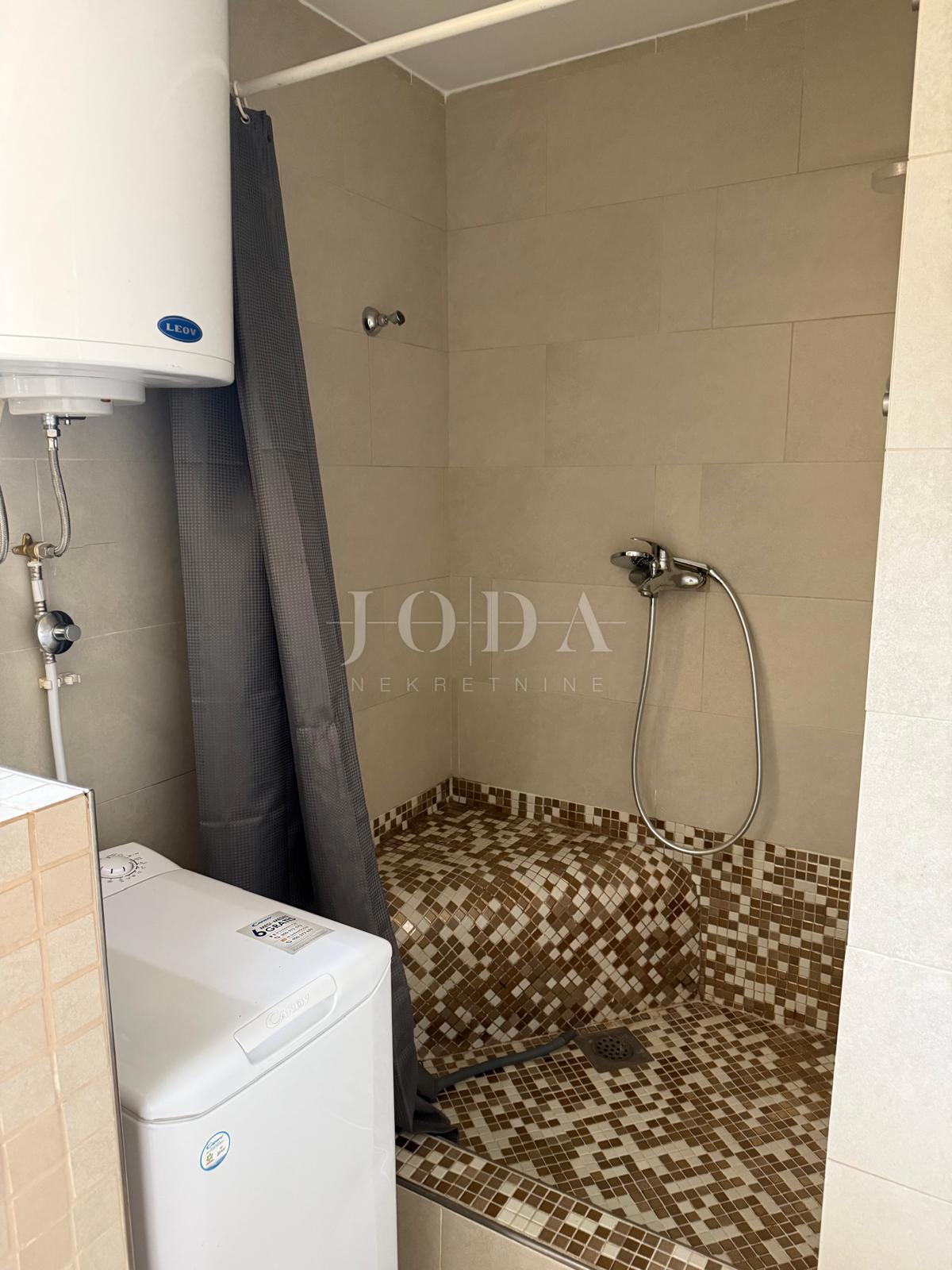 Stanovanje Sroki, Viškovo, 53,43m2