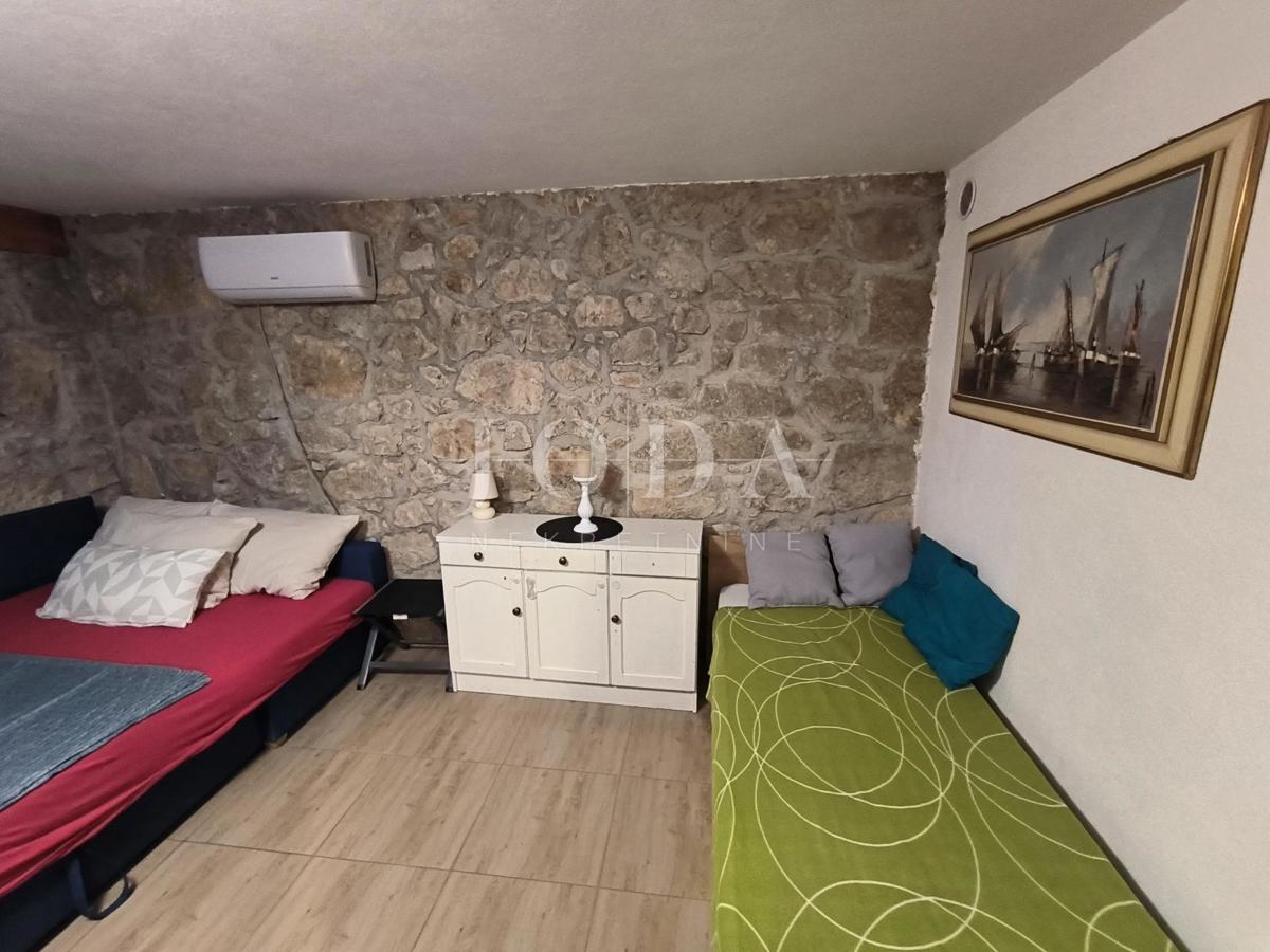 Hiša Grižane-Belgrad, Vinodolska Općina, 52m2