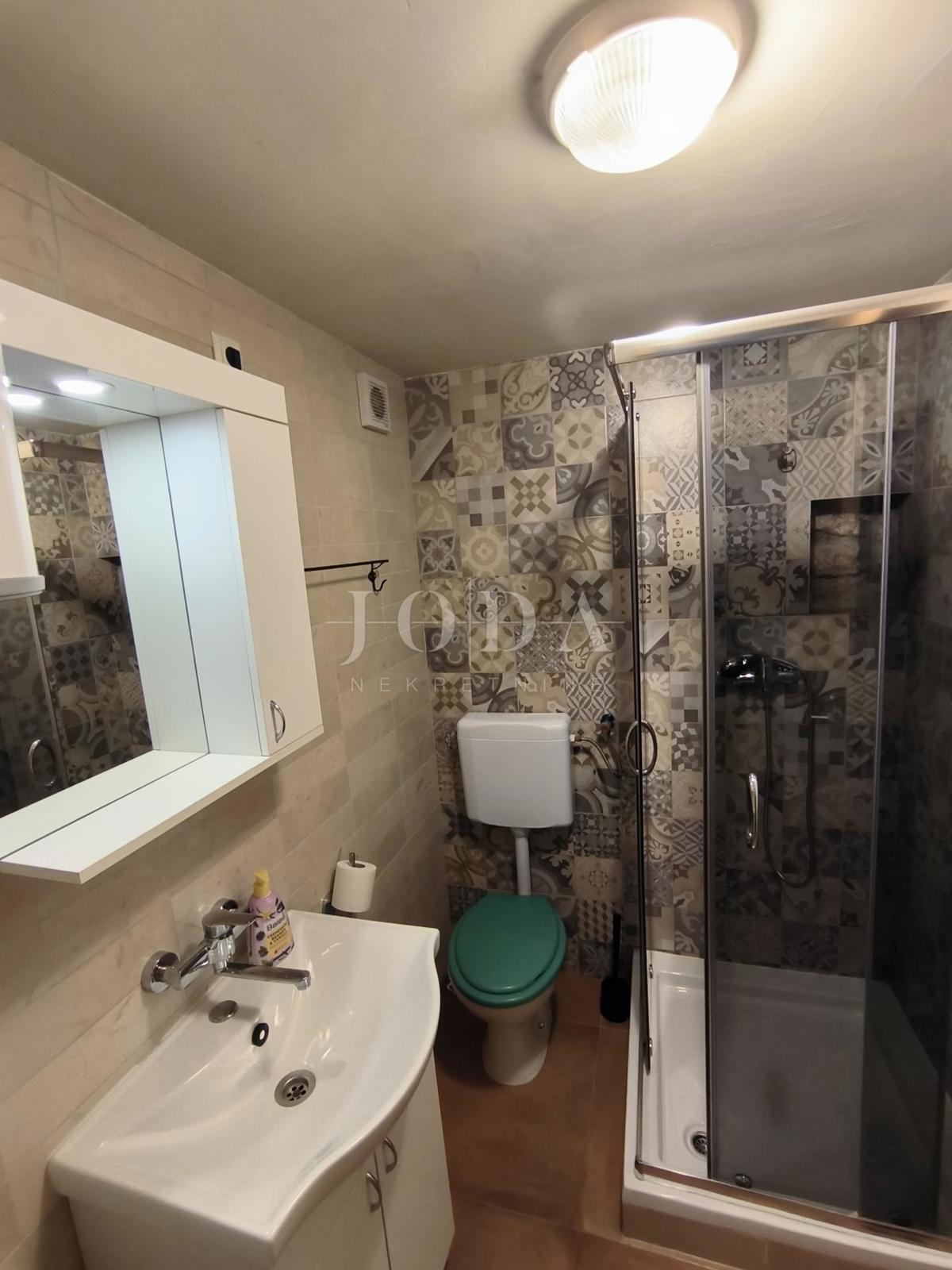 Hiša Grižane-Belgrad, Vinodolska Općina, 52m2