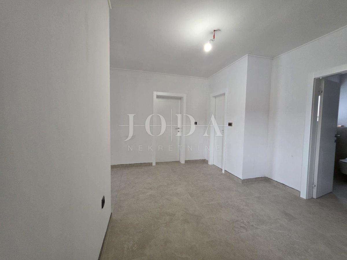 Stanovanje Novi Vinodolski, 98,66m2