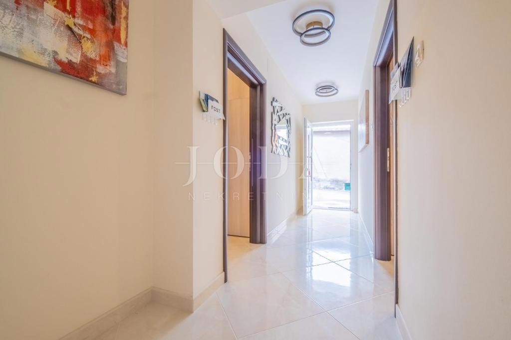 Hiša Novi Vinodolski, 160m2