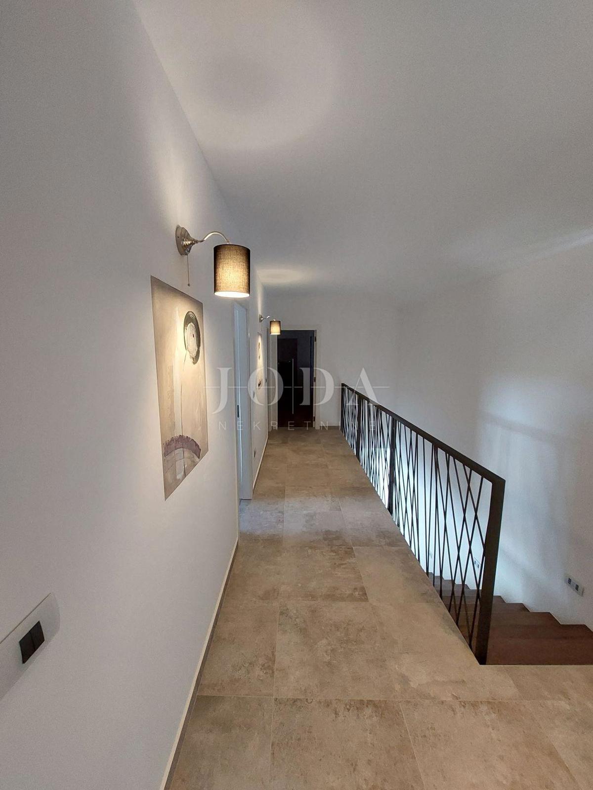 Hiša Labin, 287,30m2