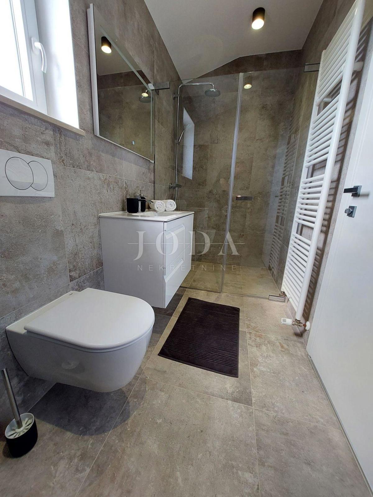 Hiša Labin, 287,30m2