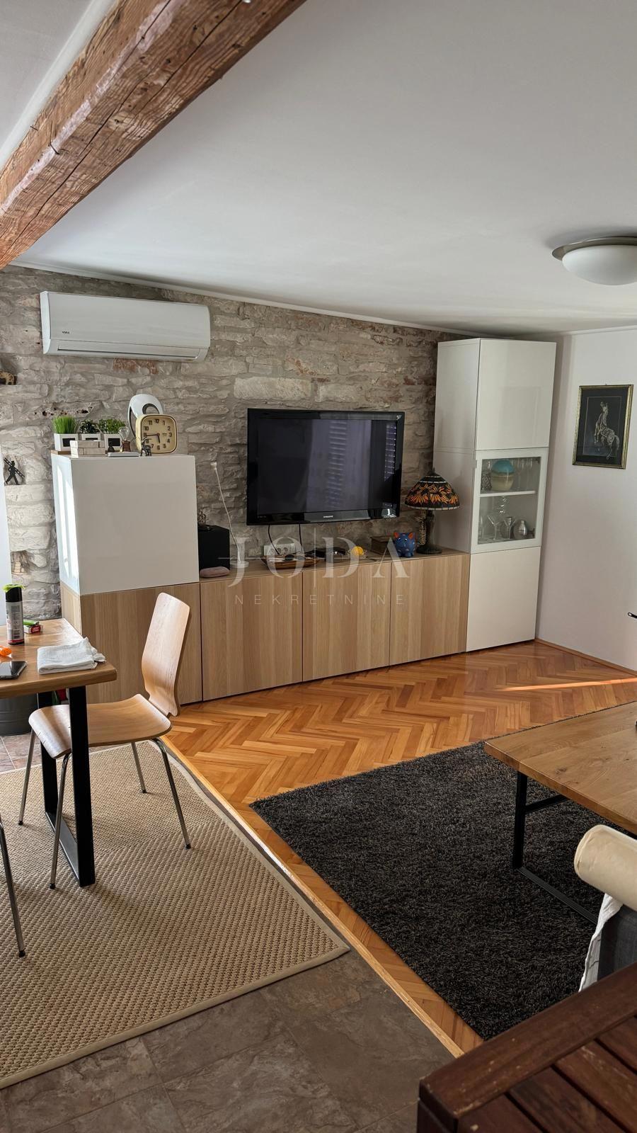 Stanovanje Arsenal, Pula, 42,87m2