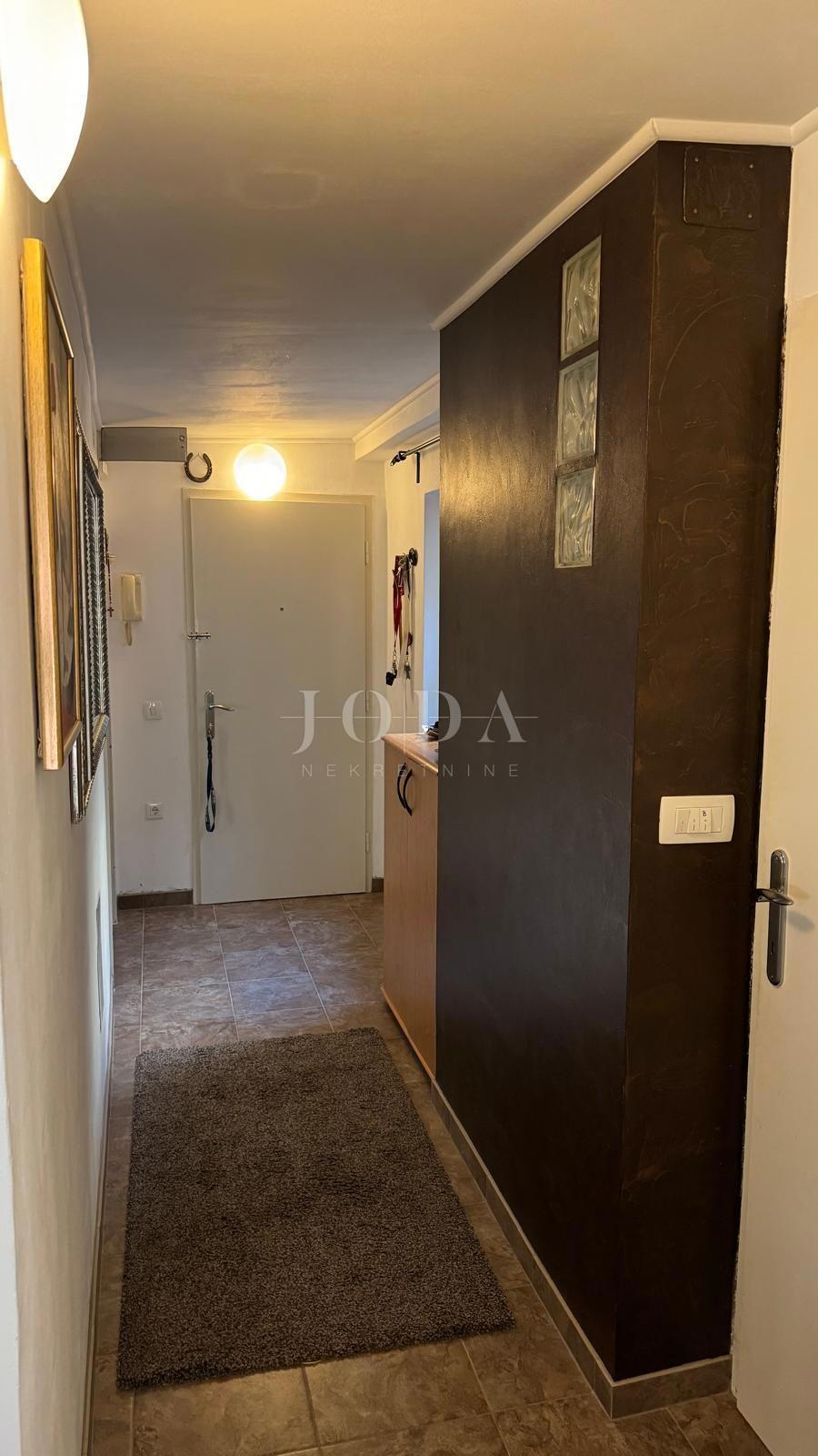 Stanovanje Arsenal, Pula, 42,87m2