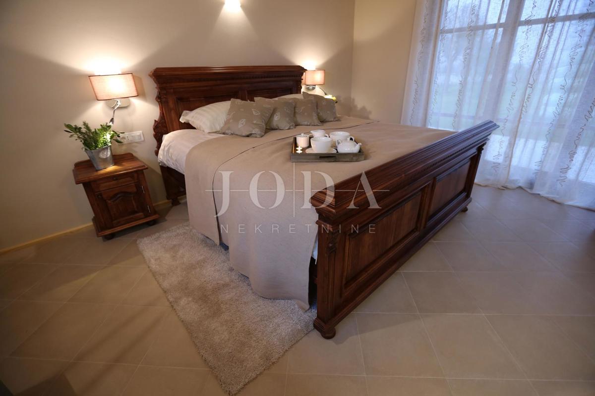 Hiša Svetvinčenat, 440m2