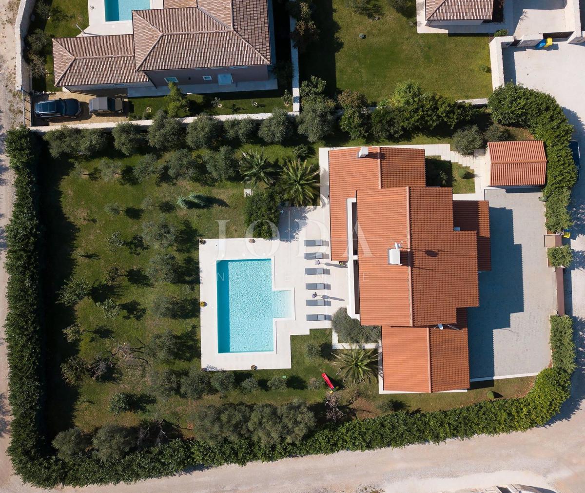 Hiša Svetvinčenat, 440m2