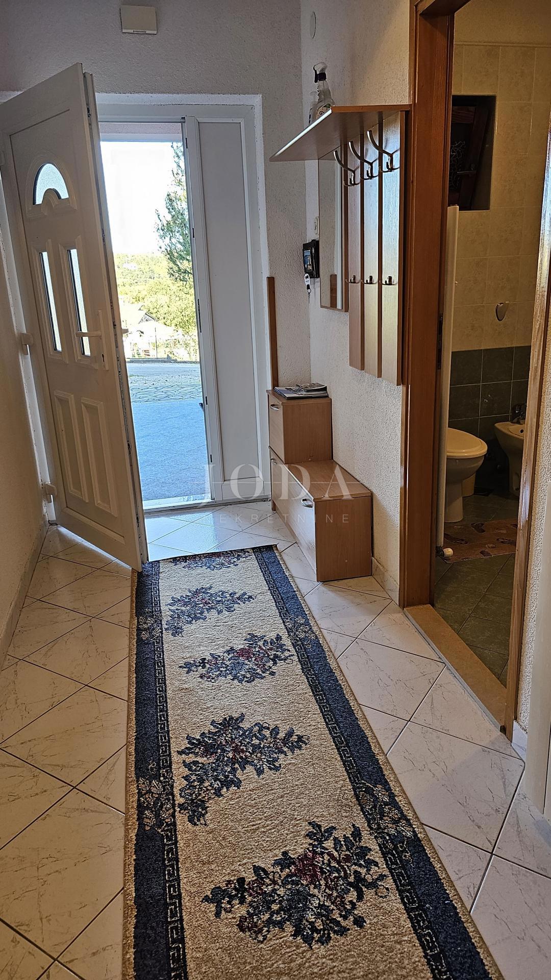 Stanovanje Labin, 176,65m2