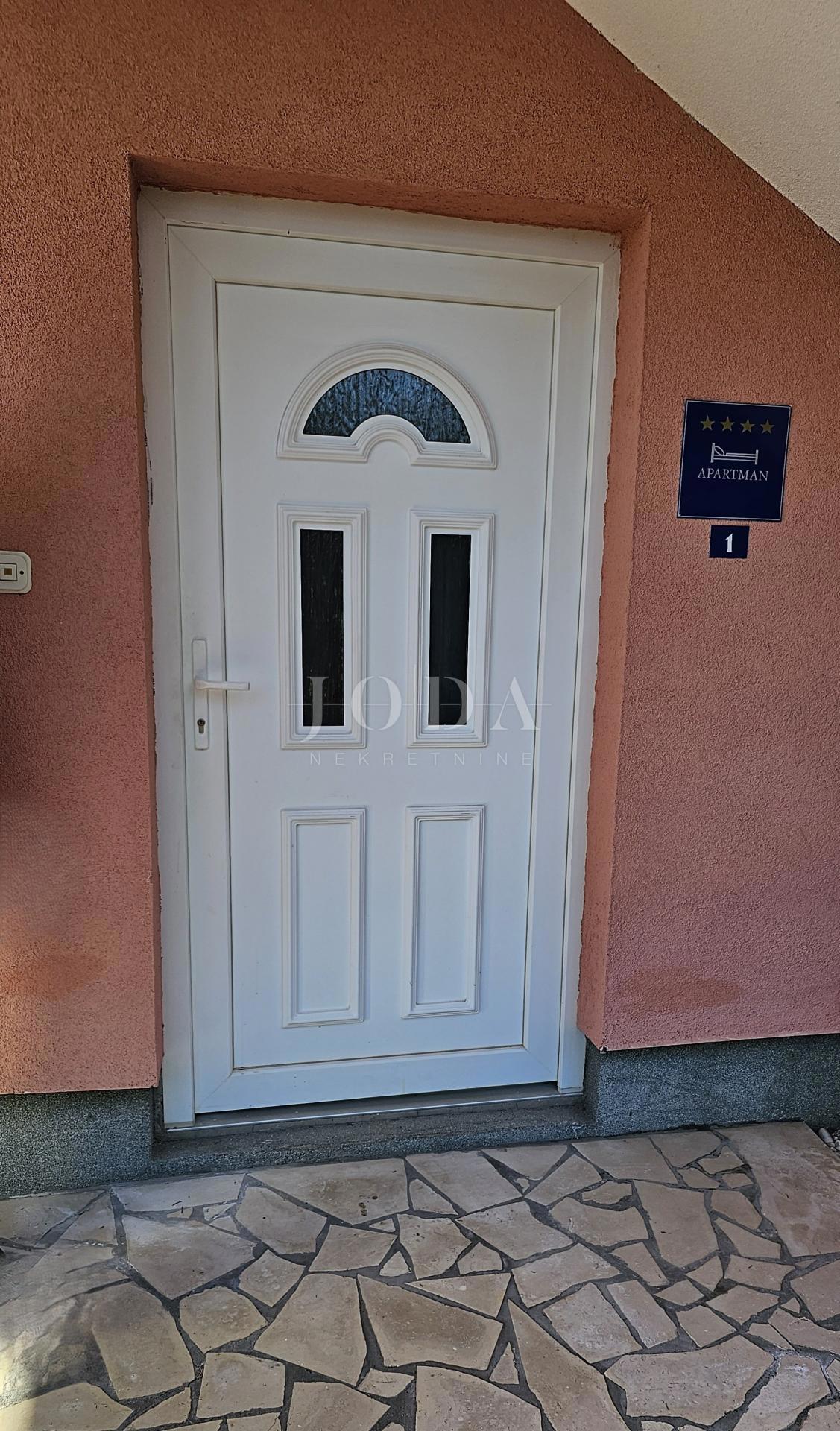 Stanovanje Labin, 176,65m2