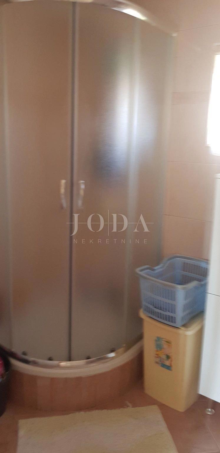 Hiša Jadranovo, Crikvenica, 130m2
