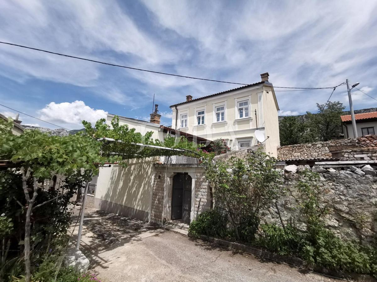 Hiša Grižane-Belgrad, Vinodolska Općina, 160m2