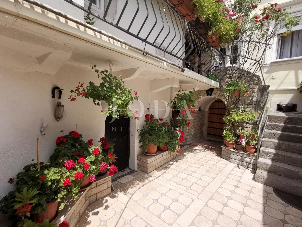 Hiša Grižane-Belgrad, Vinodolska Općina, 160m2