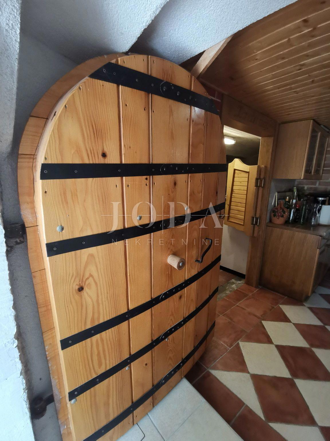 Hiša Grižane-Belgrad, Vinodolska Općina, 160m2