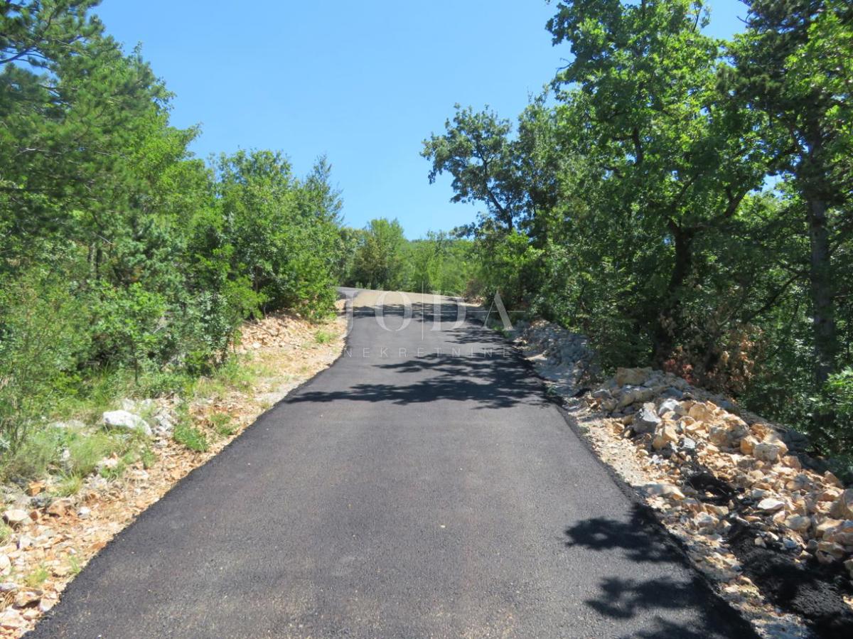 Zemljišče Crikvenica, 2.100m2
