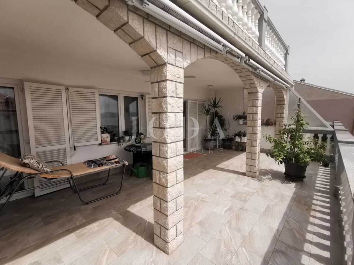 Hiša Crikvenica, 400m2