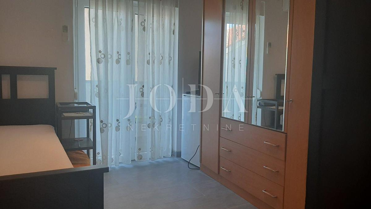Hiša Novi Vinodolski, 100m2