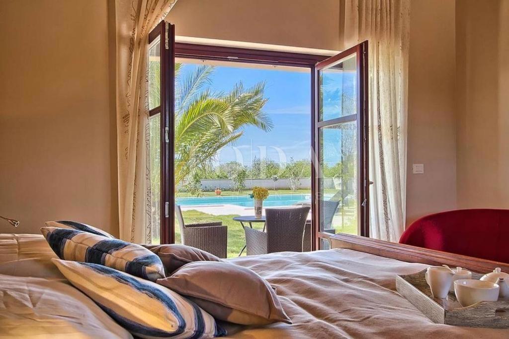 Hiša Svetvinčenat, 400m2