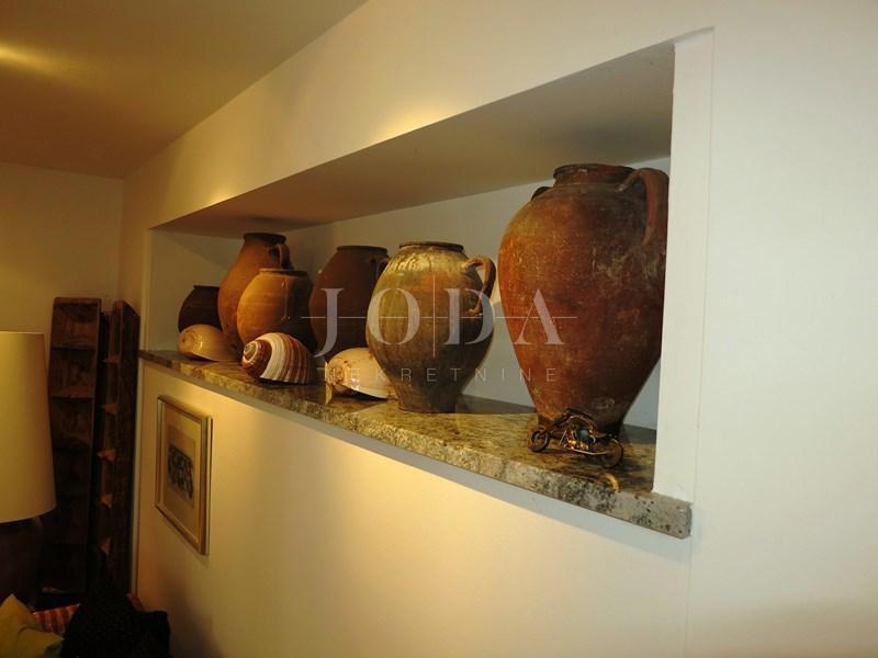 Prostrano imanje u idiličnom seoskom okruženju