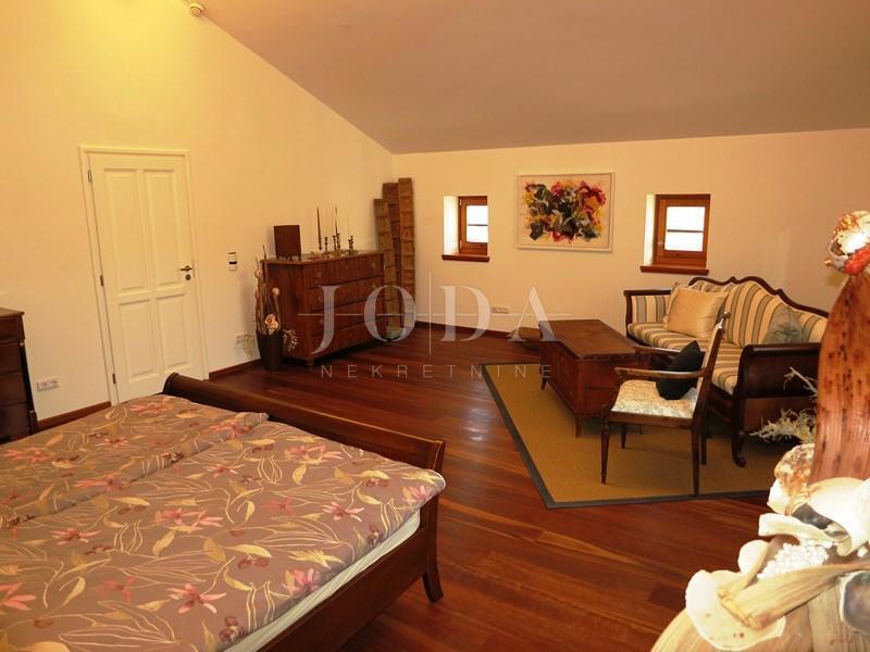 Prostrano imanje u idiličnom seoskom okruženju