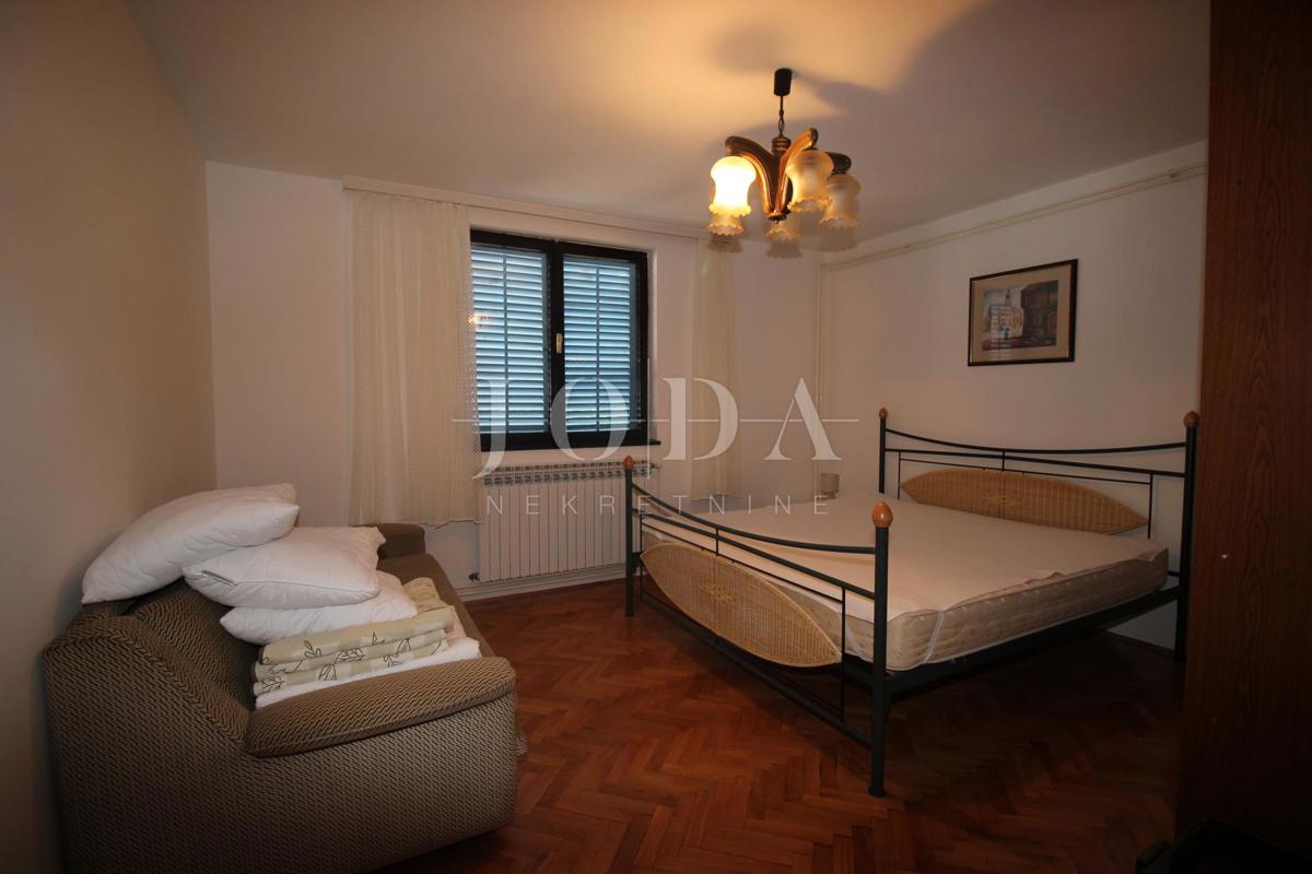 Hiša Klenovica, Novi Vinodolski, 300m2