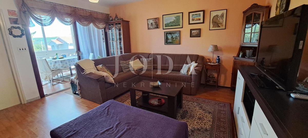 Malinska - apartma v prvem nadstropju blizu plaže