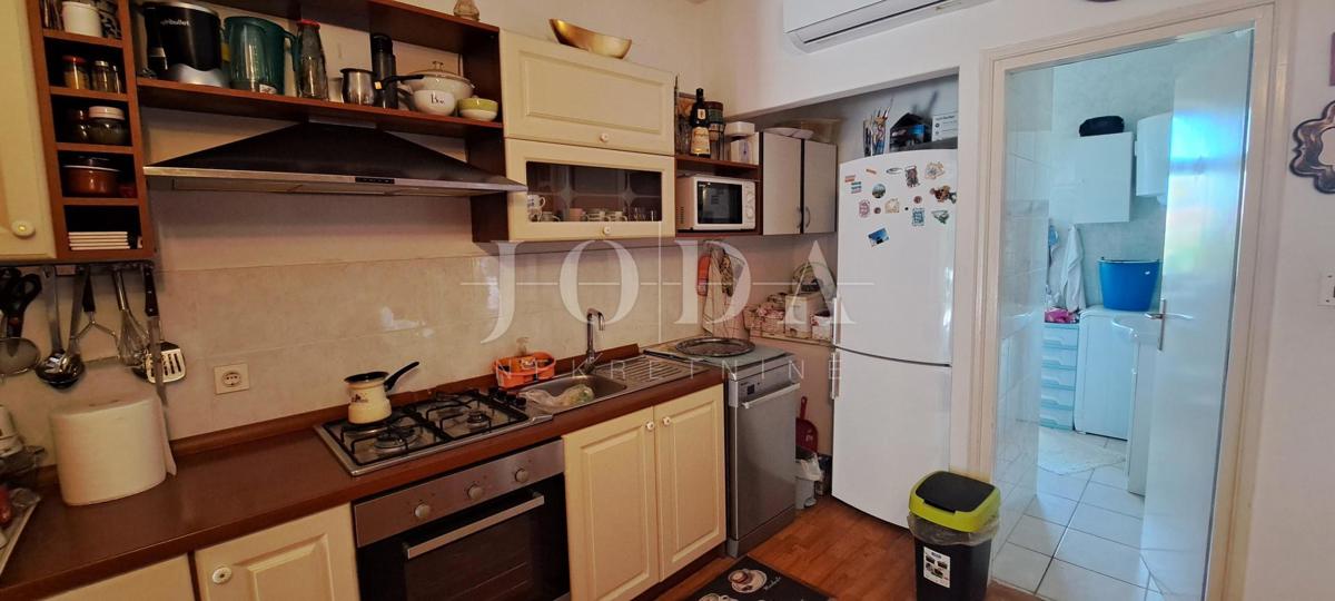Malinska - apartma v prvem nadstropju blizu plaže