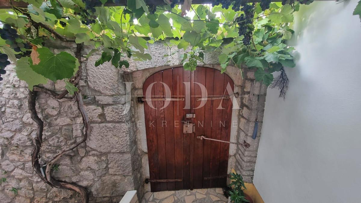 Hiša Grižane-Belgrad, Vinodolska Općina, 140m2