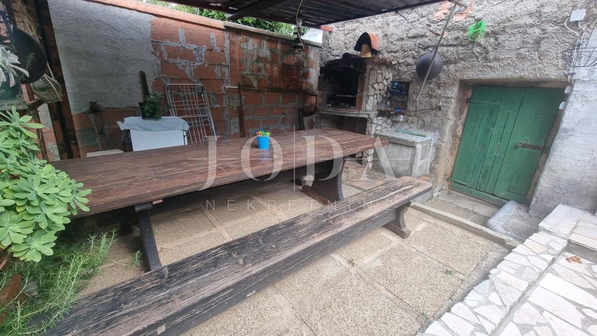 Hiša Grižane-Belgrad, Vinodolska Općina, 140m2
