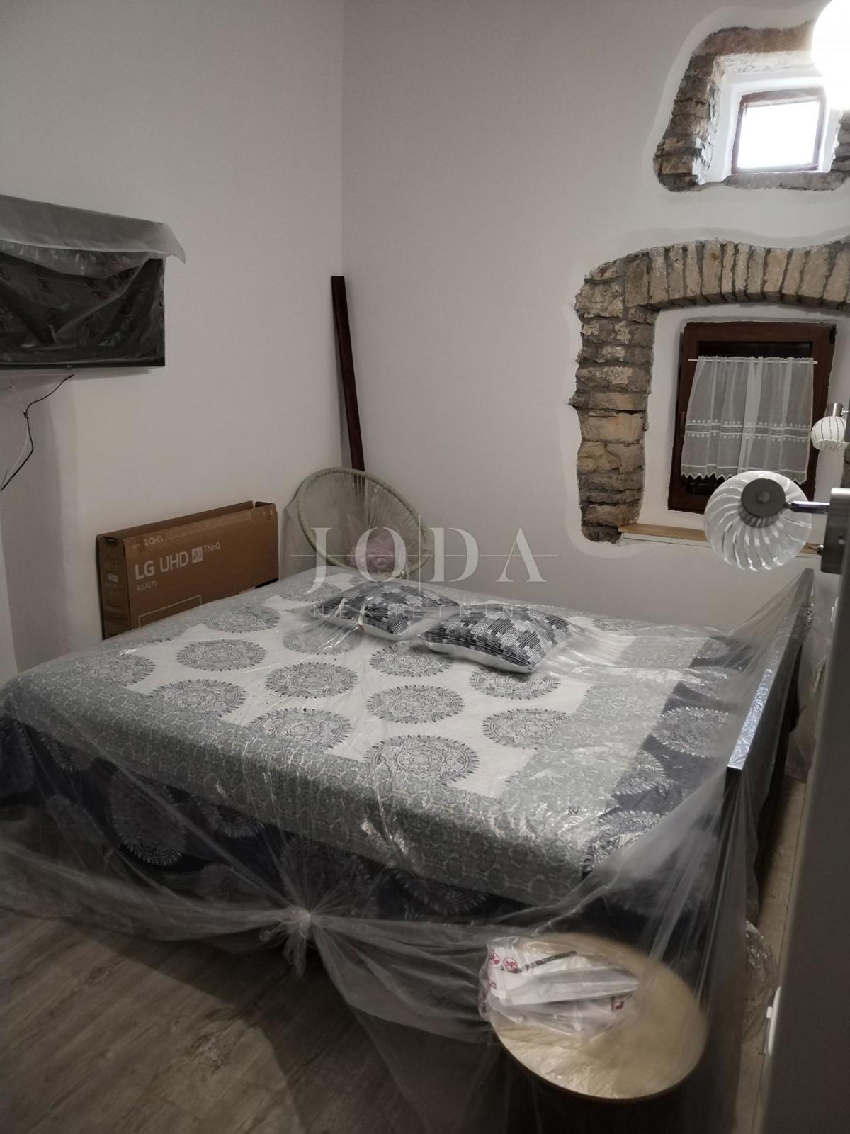 Hiša Svetvinčenat, 200m2