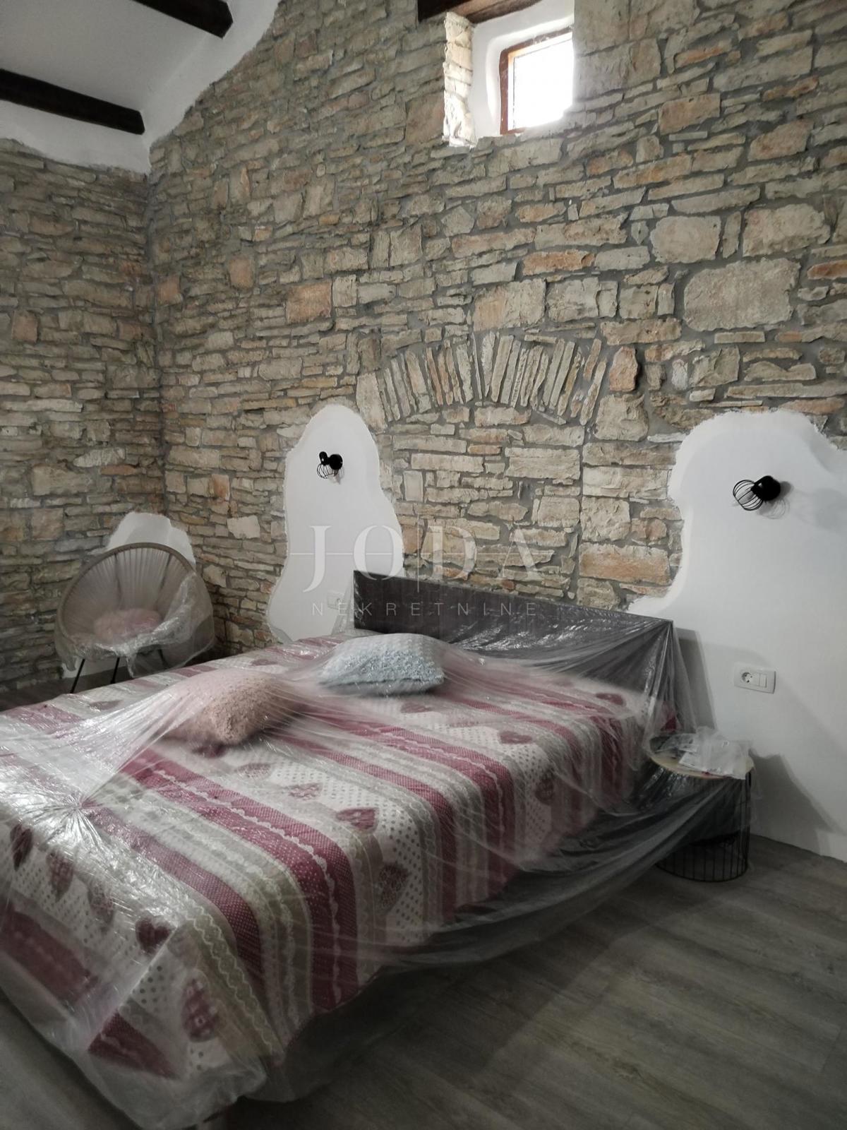 Hiša Svetvinčenat, 200m2