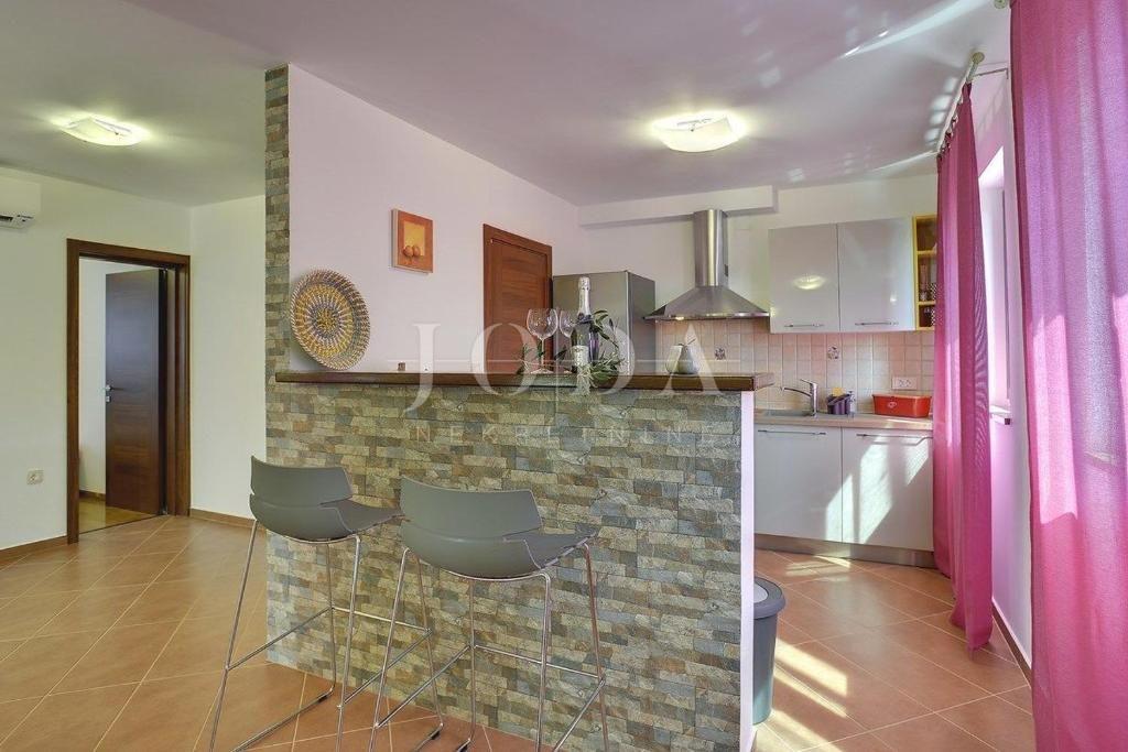 Hiša Monte Magno, Pula, 360m2