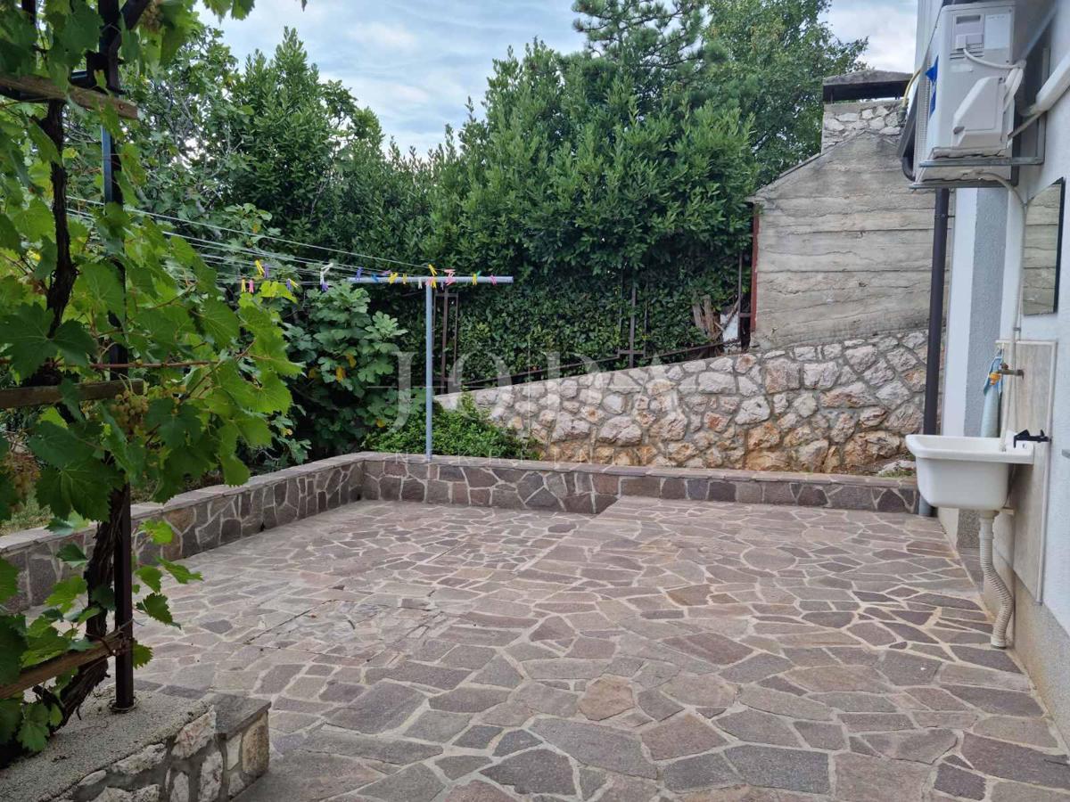 Hiša Novi Vinodolski, 594m2