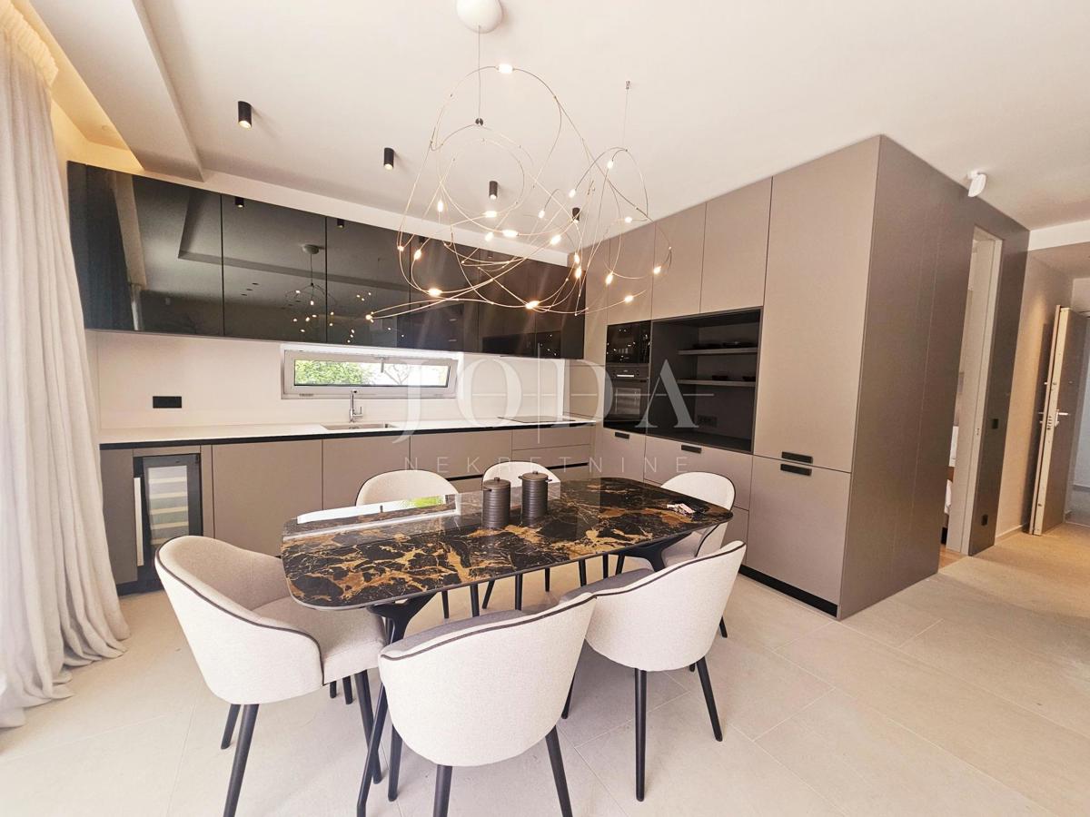 Apartma na odlični lokaciji, novogradnja, mesto Krk