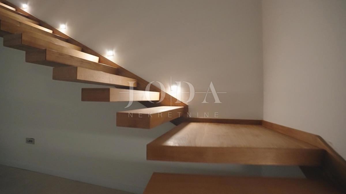 Hiša Jadranovo, Crikvenica, 186m2